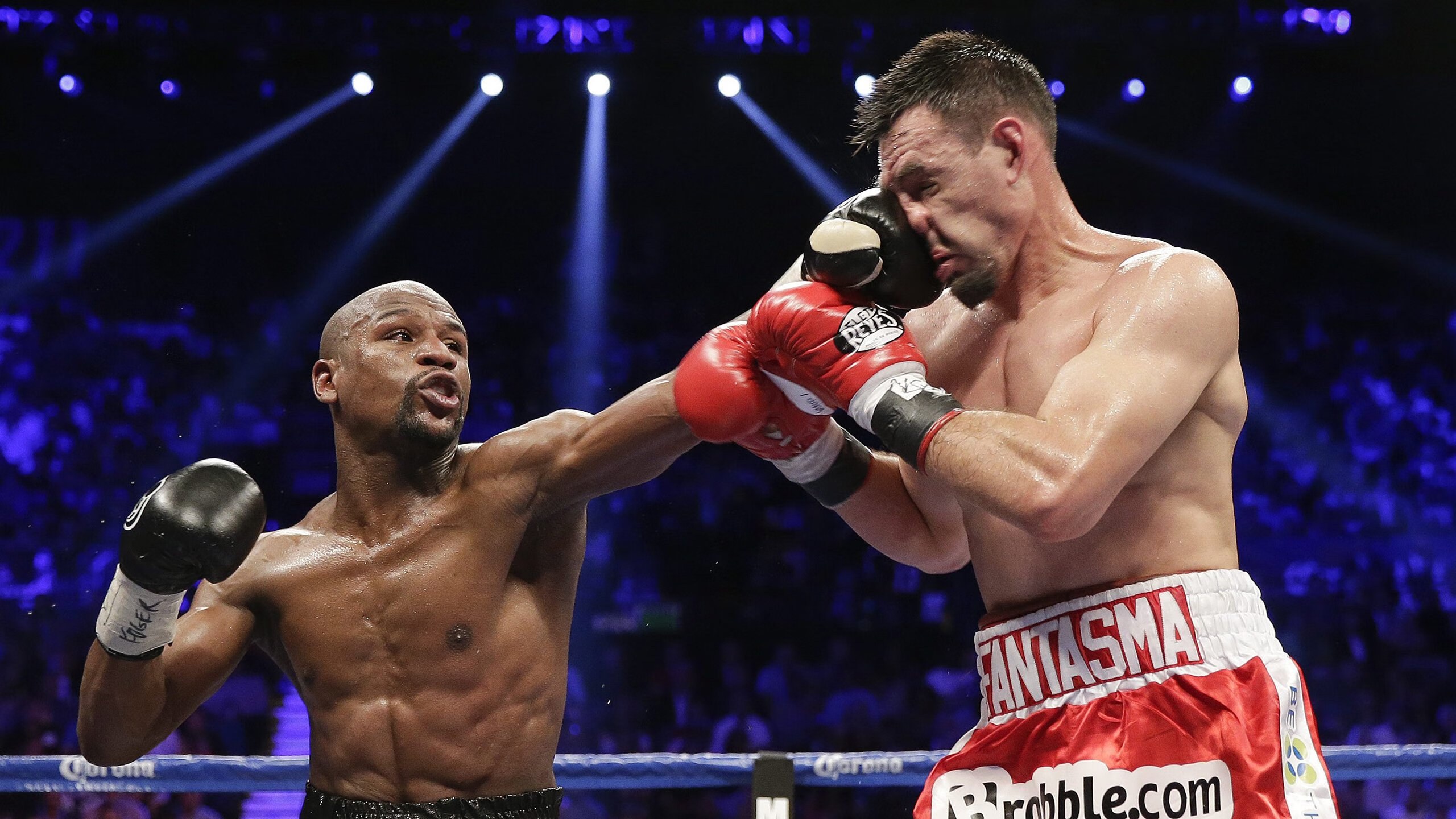 铁血蓝黑锁死C罗，罗德里戈闪耀德甲—现代足球的攻防两极美学