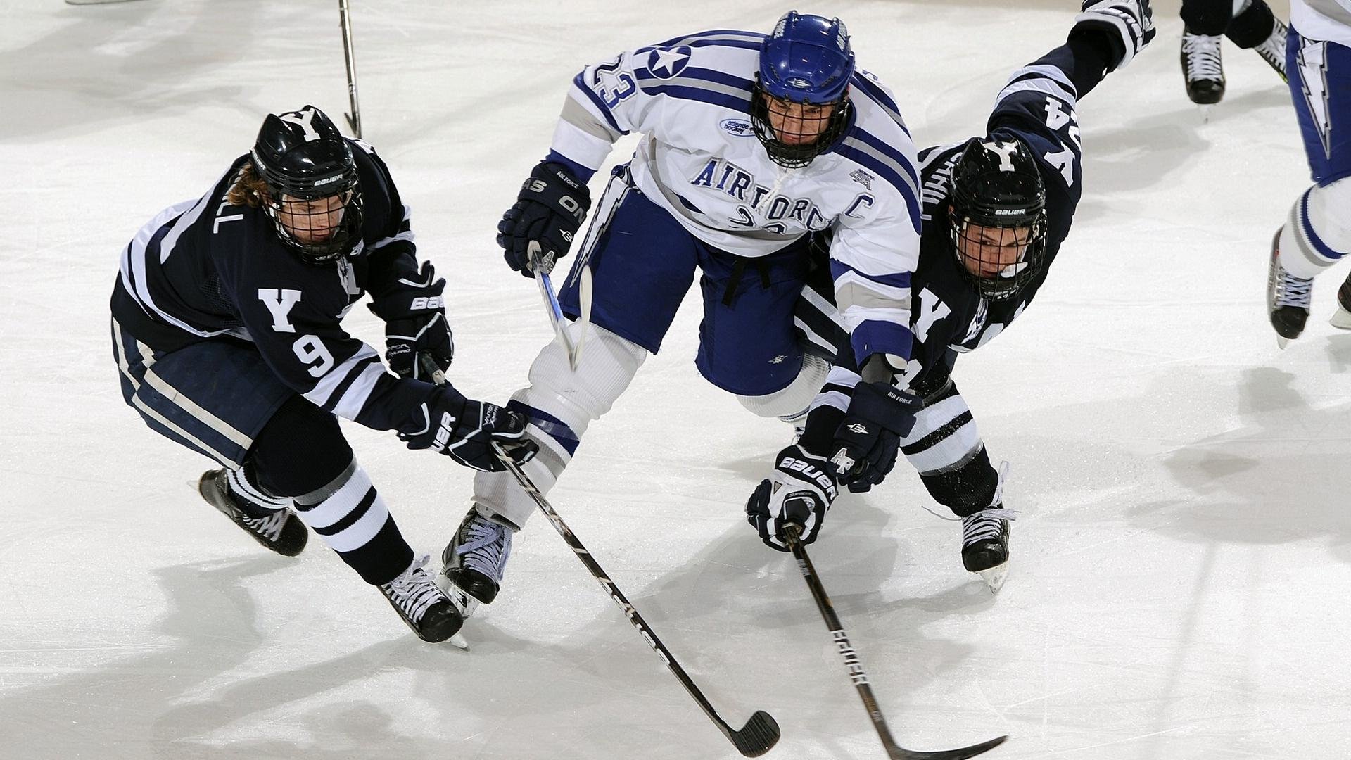 红土新章，蒙特卡洛的完美交响，西西帕斯如何以大师赛完胜姿态照亮法网前路？